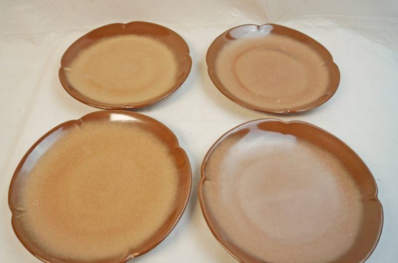 lot 6286 image: Frankoma Pottery brown plates-Set of four-see pics for size-Nice