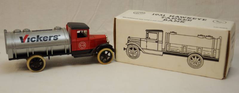 lot 6299 image: ERTL collectible -Die Cast- 1931 Hawkeye Vickers Tanker Bank with key-in original box-134th scale- 1990 -stock number 2966
