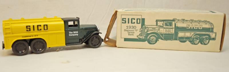 lot 6312 image: ERTL collectible -Die Cast- 1930 Diamond T SICO Company Tanker Bank with key-in original box-134th scale- 1991 -stock number 9624