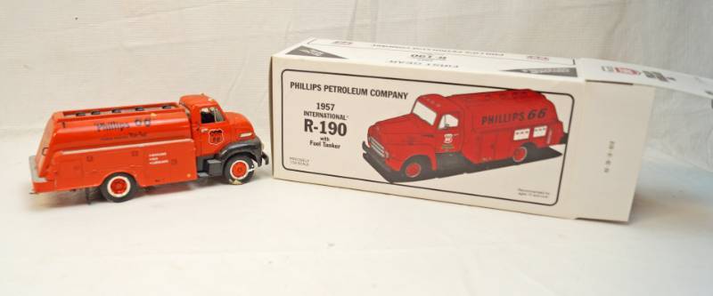 lot 6315 image: First Gear collectible -Die Cast-Phillips 66- 1957 International R190 with Fuel Tanker-in original box-1997