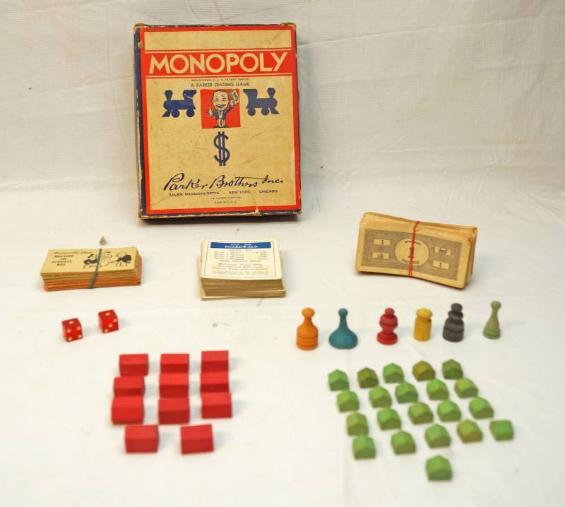 lot 6330 image: Vintage Parker Brothers Monopoly game in box-see pics for condition-lots of pieces