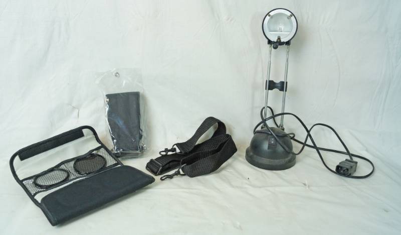 lot 6007 image: Office light, Bower camera filters, nylon strap and more