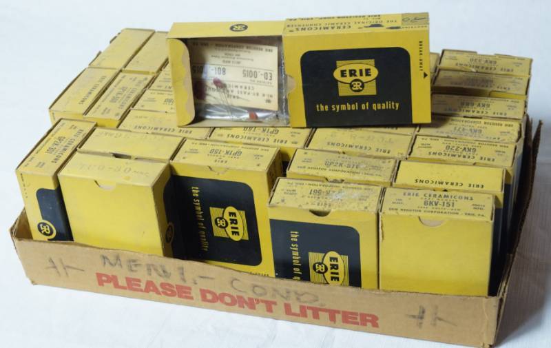 lot 2325 image: Flat of ERIE Resistors - In Retail Packaging