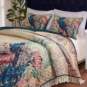 lot 3262 image: Greenland Home Fashions Ultra-Soft, Reversible, Brushed Microfiber Quilt Set, 3-Piece FullQueen, Eden Peacock - Retail $86