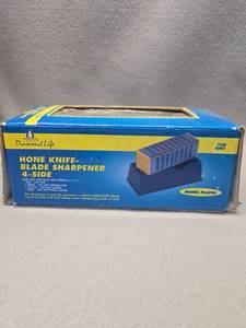 lot 468 image: Diamond Life 4-Sided Hone Knife Blade Sharpener
