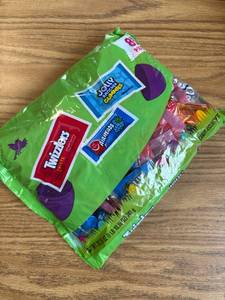 lot 6999 image: Twizzlers, Airheads and Jolly Ranchers 26.6 ounce bag
