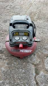 lot 23 image: Central Pneumatic 3 Gallon 100 PSI Oilless Air Compressor
