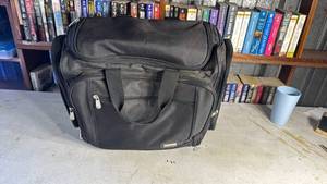 lot 37 image: Essentials Black Rolling Luggage Travel Set with Duffle Bag