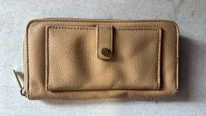 lot 52 image: Womens Tan Leather Zip Around Wallet with Card Slots