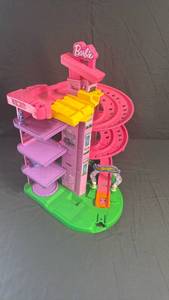 lot 57 image: Hotwheels Barbie Multi-Level Car Wash and Service Station Playset
