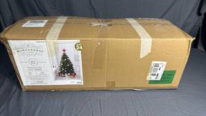 lot 65 image: Wondershop Virginia Pine 4.5ft Pre-Lit Christmas Tree 150 Count Lights