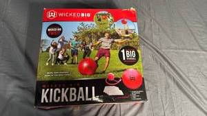 lot 67 image: Wicked Big Sports Kickball Outdoor Game Set