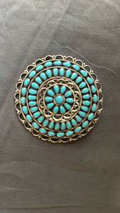 lot 104 image: Native American Turquoise Cluster Sterling Silver Pin Brooch