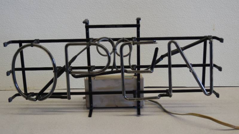 lot 1012 image: NEON OPEN SIGN - FRANCEFORMER - Break in the tube - see pics