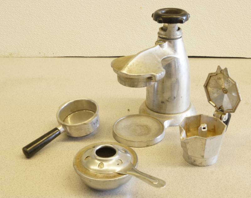 lot 1026 image: VESUVIANA - Vintage Espresso Coffee Maker Machine - Made in Italy