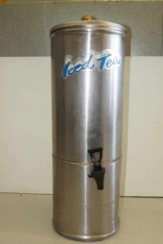 lot 1057 image: Commercial Stainless Tea Dispenser