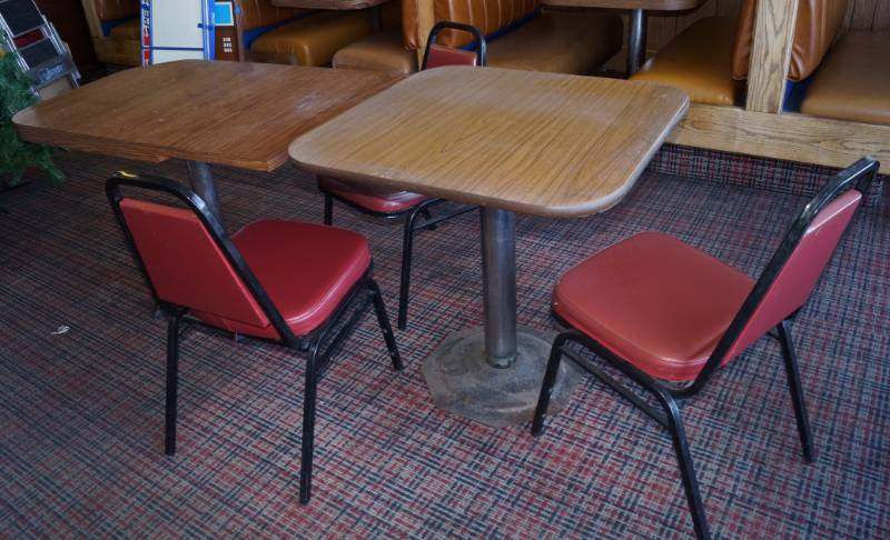 lot 1090 image: 2 Restaurant Tables with 3 Restaurant Chairs