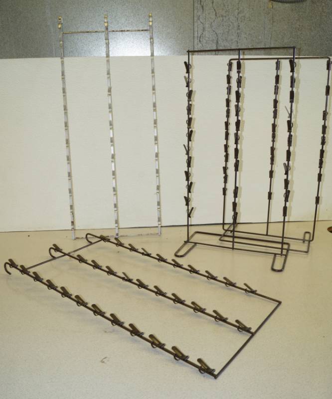 lot 1098 image: Big Lot of Chip Racks