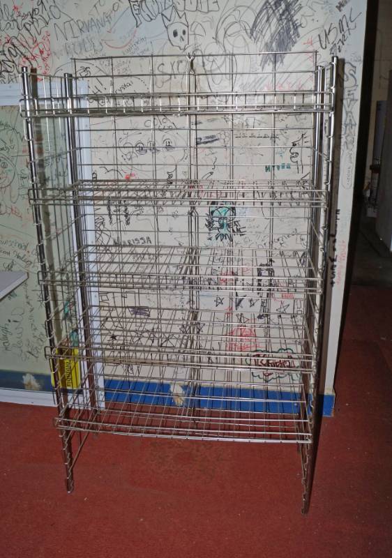 lot 1143 image: Stainless Metro Rack