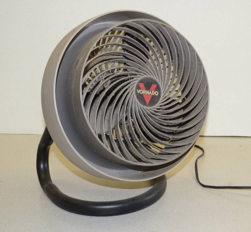 lot 1152 image: Vornado Fan