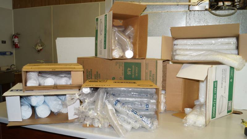 lot 1163 image: Huge Lot of Portion Cups and Lids
