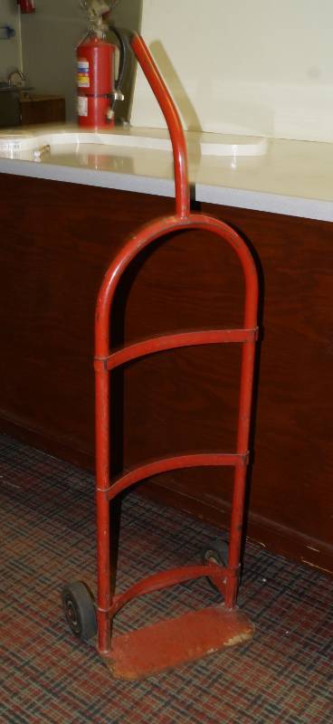 lot 1166 image: 2 Wheel Truck  Dolly