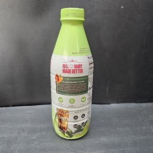 lot 3814 image: Darigold Lactose Free Hazelnut Coffee Creamer - UHT Pasteurized, Gluten Free, Kosher, rbST Free Coffee Creamer Liquid - Made with No Oils & Fresh, Real Cream - Hazelnut, 32oz (1 Pack) BB JUN 26
