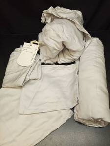 lot 1029 image: Olive  Crate Tencel Lyocell Eucalyptus Sheets Twin Size - Cooling Tencel Sheets for Hot Sleepers with 18 Inch Deep Pocket Fit - Beige 4-Piece Set - Retail $150