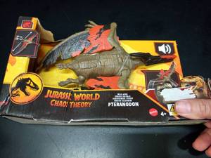 lot 1065 image: Jurassic World Chaos Theory Wild Roar Pteranodon Figure by Mattel - Retail $18