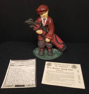 lot 39 image: Vintage 1942 U.S. War Ration Book & Cast Iron Golfer Door Stop 8in T