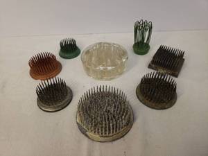 lot 129 image: Collection of Vintage Flower Frogs 7 MetalWeighted & 1 Glass - 3in W x 1.5in T