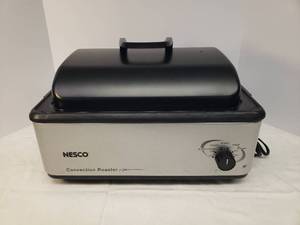 lot 153 image: Nesco Convection Roaster with Removable Inner Pan & Detaching Lid - 20in W x 14in D x 11in T