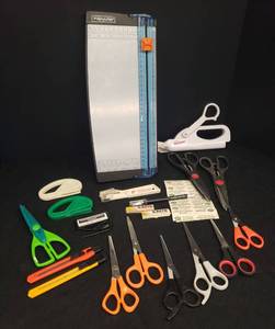 lot 32 image: Collection of Scissors, Blade Cutters & Replacement Blades, Battery Operated Magic Scissors, And FISKARS Cutting Board