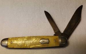 lot 85 image: Vintage 1950s Imperial Dual Blade Slipjoint Pocket Knife with Ivory Ice Handle