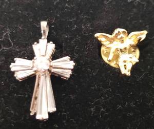 lot 124 image: Vintage STERLING SILVER & CZ Stone Heart Pendant - Stamped 925 - Missing one Bagguette Stone - 1 18in L x 58in W, and Gold Tone Angel Lapel Pin 58in L