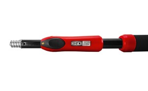 lot 32 image: S2 SLIDER 48 HANDLE H72007 - Threaded Tip - Foam Handle - Amazing for Fishing Net Attachment etc
