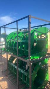 lot 445 image: AGT SRR72 72-inch Skeleton Skid Steer Grapple Bucket