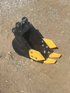 lot 345 image: Excavator Digging Bucket Attachment 20cm