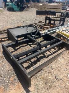 lot 507 image: Hydraulic land leveler Attachment for Skid Steer
