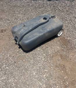 lot 512 image: Portable rv Tank with Wheels