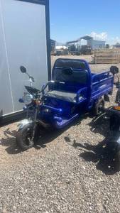 lot 105 image: Onshine OSECT-13 800W Electric Cargo Tricycle with Tiltable Deck