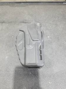 lot 3902 image: Safariland 587BL Duty Belt Holster