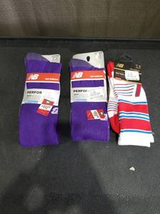 lot 3973 image: New Balance Performance Athletic Socks Bundle