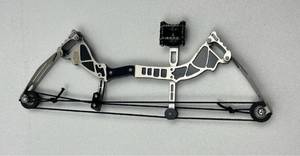 lot 144 image: Mini Compound Bow with Target Paper and Safety Manual
