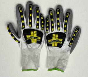 lot 145 image: Barracuda Impact Protection Work Gloves with TPR Guards
