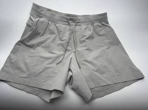 lot 110 image: Lululemon Mens Large Athletic Shorts 5-inch
