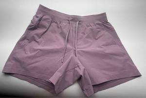 lot 112 image: Lululemon Athletic Shorts Purple Mens Large 5-inch