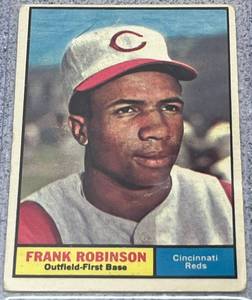 lot 106 image: 1961 Topps Baseball Card #360 - Frank Robinson Cincinnati Reds