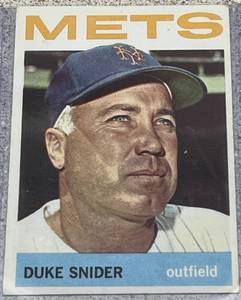 lot 111 image: 1964 Topps Baseball Card #155 - Duke Snider