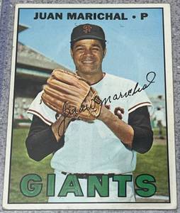 lot 126 image: 1967 Topps Baseball Card #500 - Juan Marichal